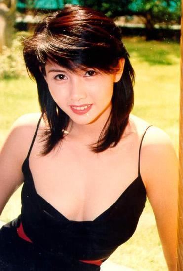 45岁邱淑贞早年大尺度激情床戏照曝光（图）