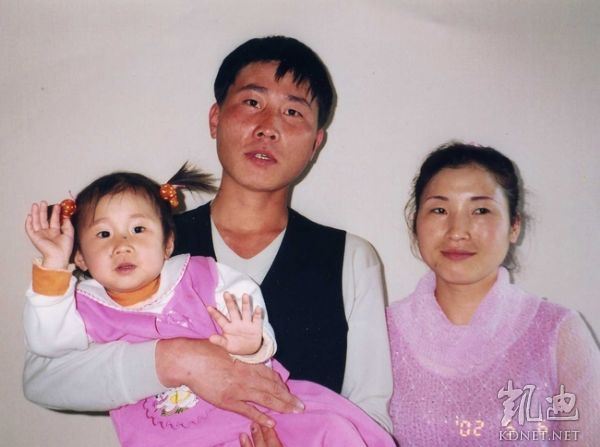 10年前强闯日本领事馆的北韩小姑娘
