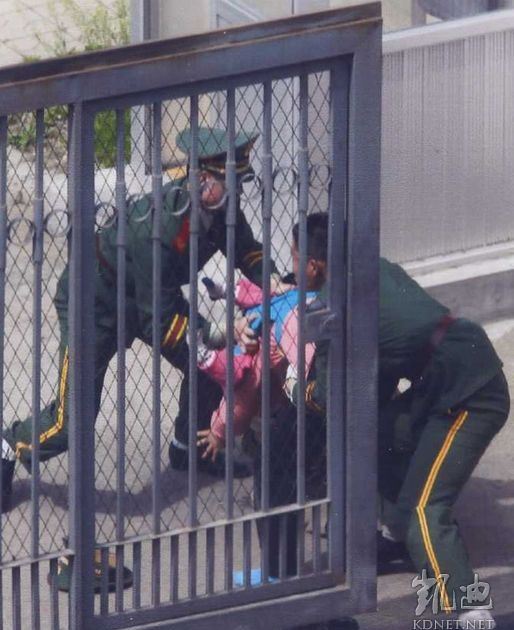 10年前强闯日本领事馆的北韩小姑娘