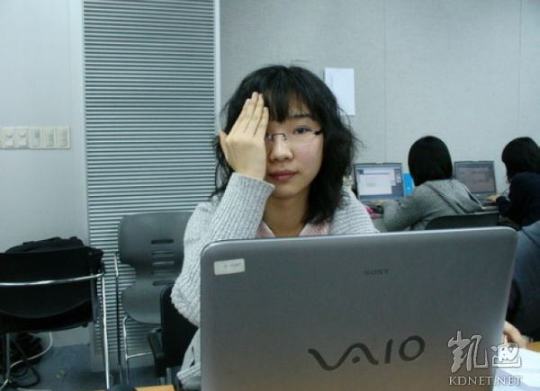 10年前强闯日本领事馆的北韩小姑娘