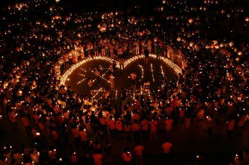 【5.12】汶川地震感人图片，含泪整理