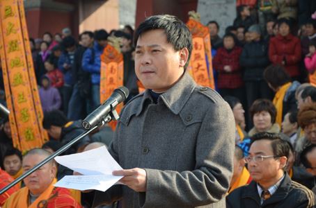 河南陕县政协主席、政法委书记等5名官员车祸身亡