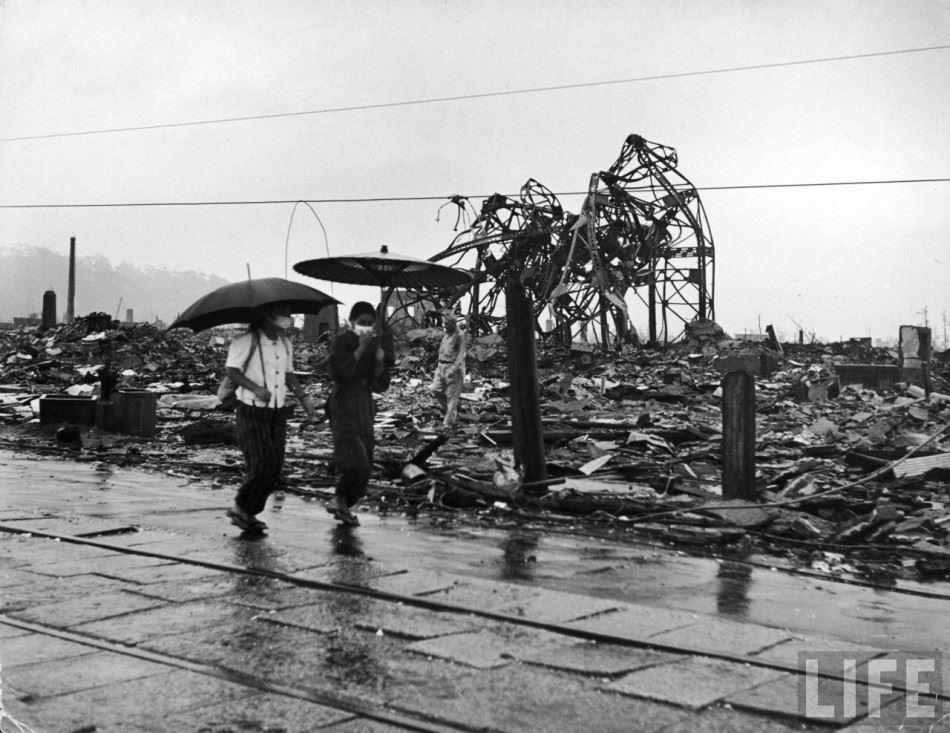 广岛核爆后的现场照片（可能会引起不适，慎入）