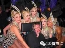 霍金和他的女人们