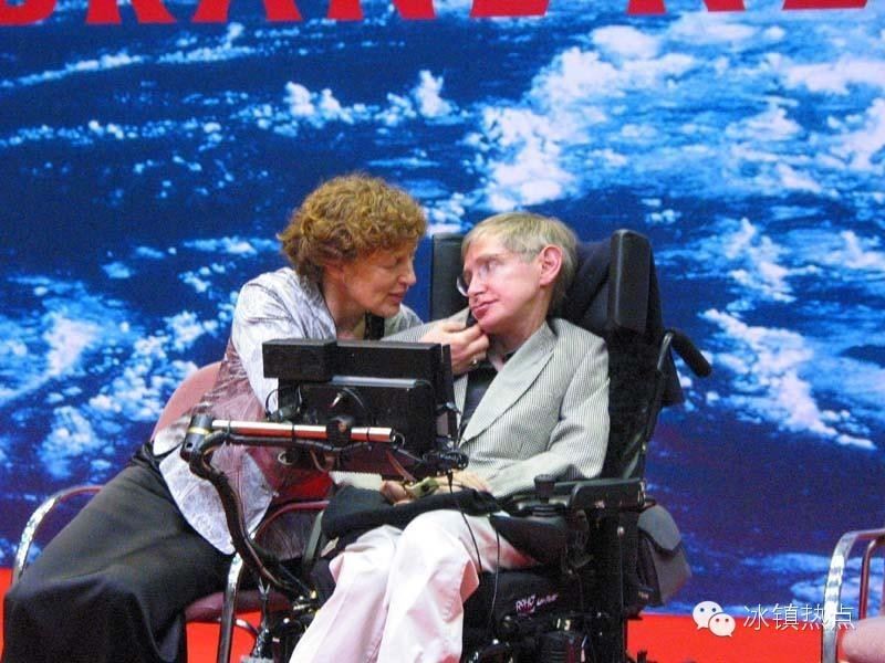 霍金和他的女人们