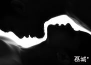 『观微见菩』万物生：风在摇它的叶，草在结它的籽°