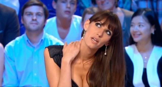 美女主播“全裸”报天气谁更大胆（图）