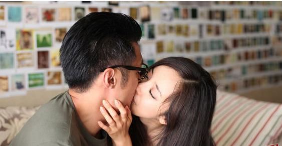 杨幂吻戏很火！她吻遍老公及胡歌李易峰等绯闻男友，还有大批鲜肉