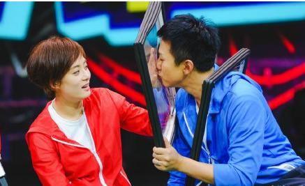 谢娜缺席快乐大本营忙春晚无果何去何从?