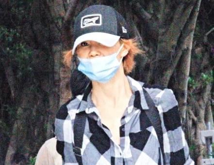 54岁的张曼玉搬进平民区为啥引关注?