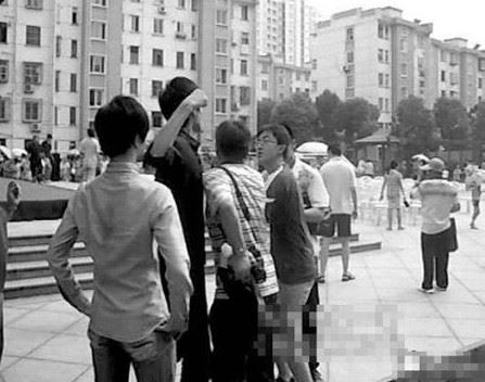 新红楼小宝玉打人丢了谁的脸？