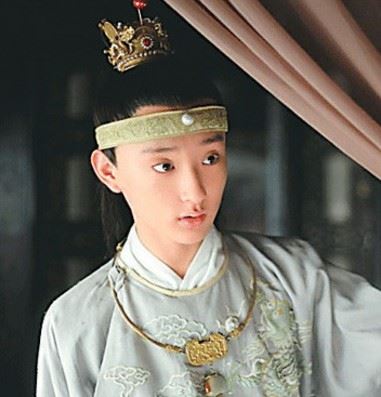 新红楼小宝玉打人丢了谁的脸？