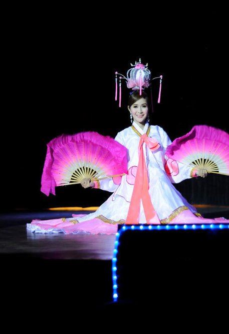 实拍比女人还女人的泰国极品人妖（图）