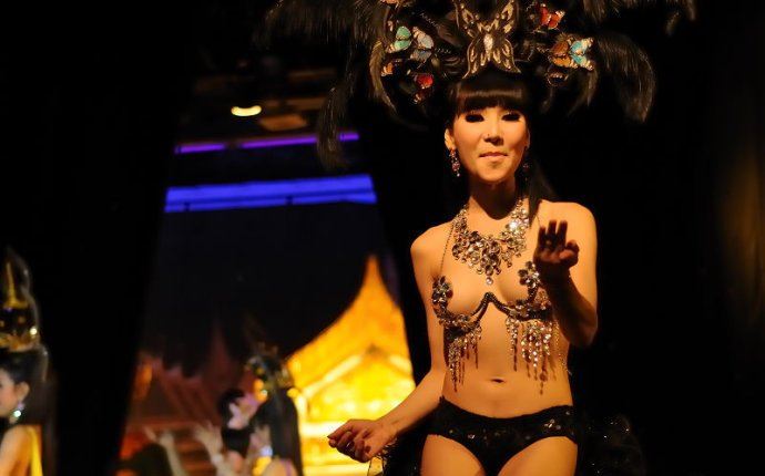 实拍比女人还女人的泰国极品人妖（图）