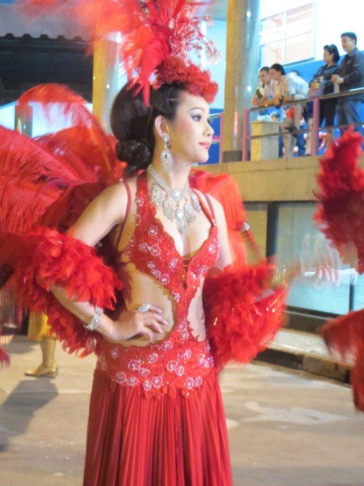 实拍比女人还女人的泰国极品人妖（图）