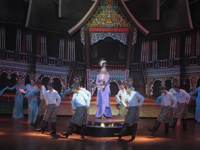 实拍比女人还女人的泰国极品人妖（图）