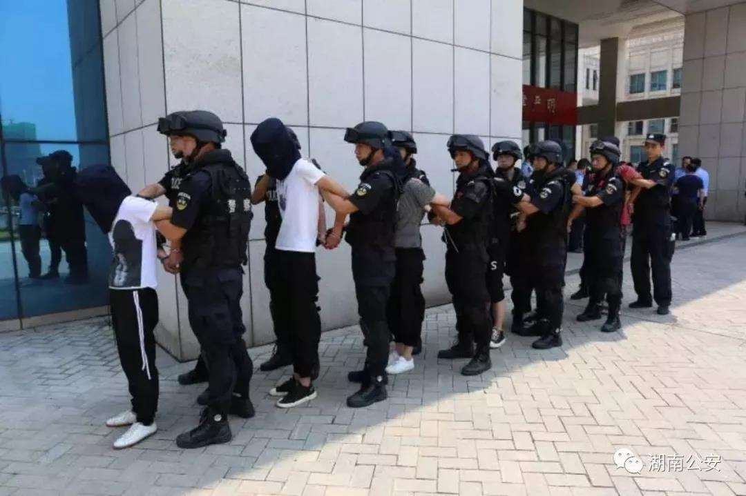 张洪泉：退休教师陷套路贷轻易之后有高风险