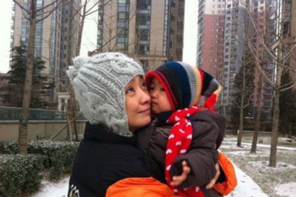 揭秘张嘉译与老婆幸福的二婚生活（图）