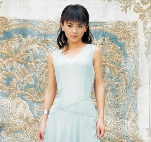 李湘产后十年难瘦张柏芝陈意涵产后迅速瘦身，三辣妈同框对比鲜明