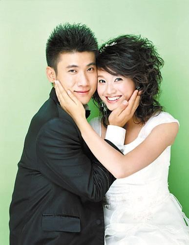 34岁美女主播朱丹与前夫离婚内幕曝光
