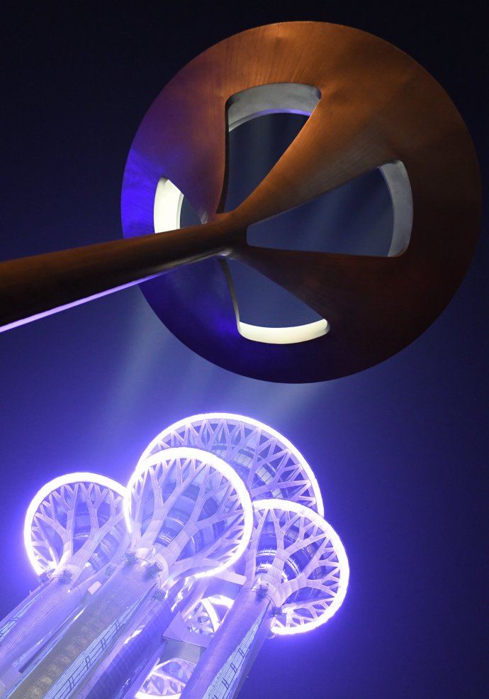 大钉子，北京奥林匹克塔