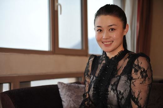 关婷娜爆乳泡温泉让赵本山看呆（图）