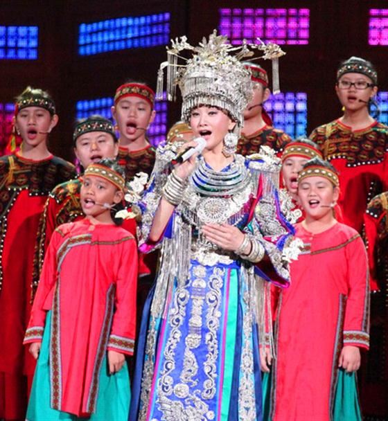 宋祖英2011台北演唱会盛大开启，众多明星捧场