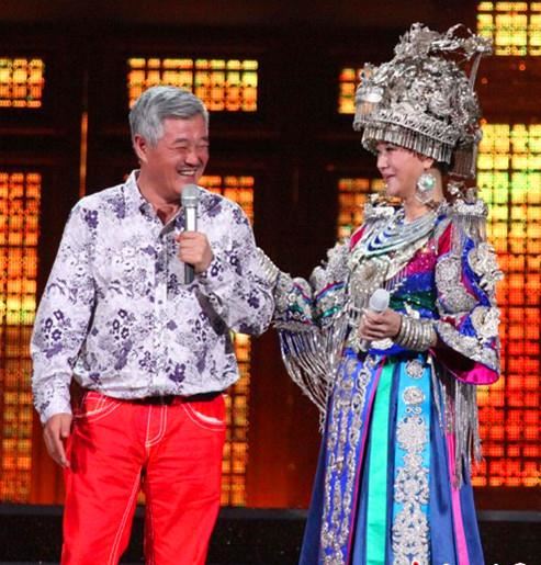 宋祖英2011台北演唱会盛大开启，众多明星捧场