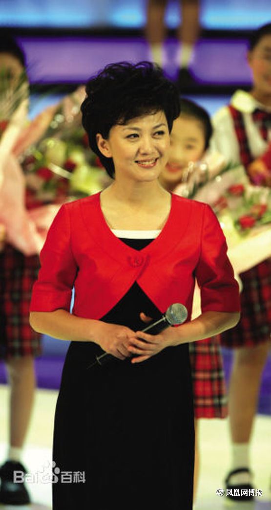 解说阅兵的央视当家花旦海霞的爱情揭秘（组图）