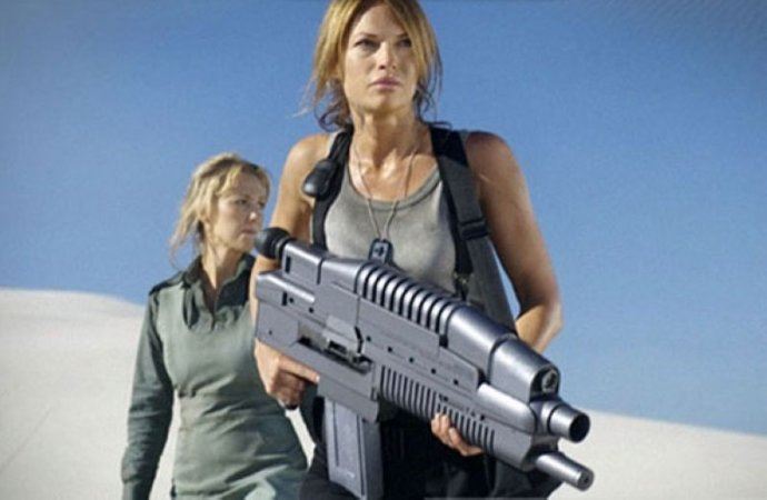 好莱坞塑造的十个最性感的女兵