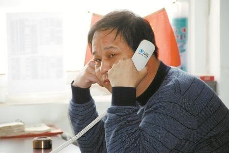 农妇回骂镇领导被拘:升级版“茶杯门”