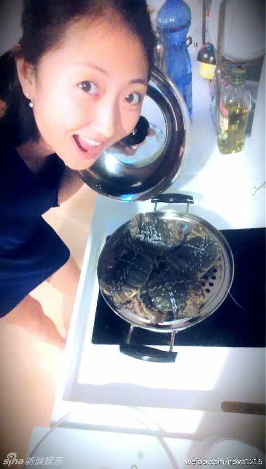 李云迪女友与旧爱华真撞脸华真海量私房照曝光(图)