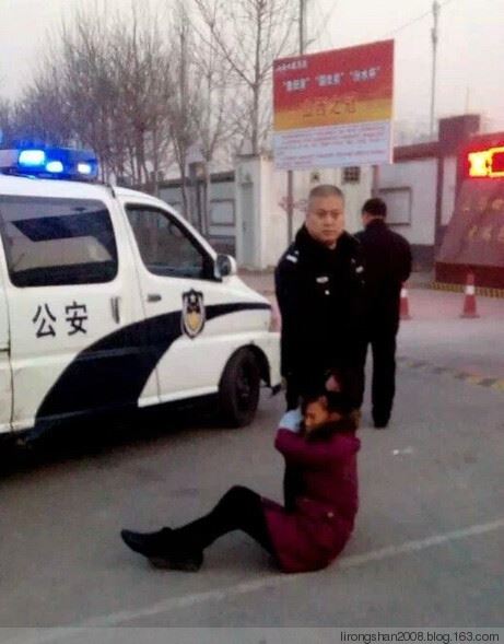 太原杀人恶警王文军等受审【组图】