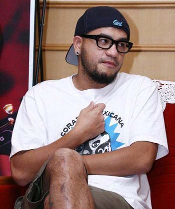 因吸毒被抓自毁前途的30位明星（图）