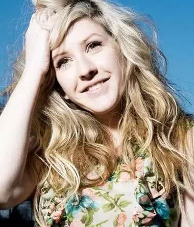 3任前女友围观哈里王子婚礼，你的前任却在求你别打扰