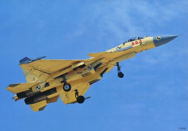 中国增加军费破万亿:只因这只吞金兽太费钱