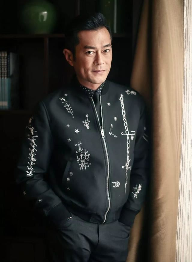 胡歌深夜微博48小时后……语言暴力，是悬在每个人身上的一把刀！