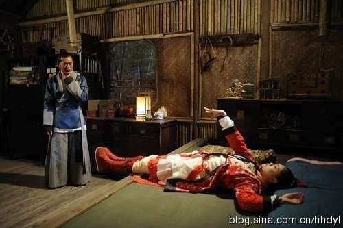 影视剧中10大波霸大玩裸身色诱销魂瞬间（组图）