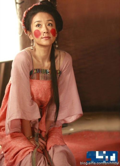 影视剧中10大波霸大玩裸身色诱销魂瞬间（组图）