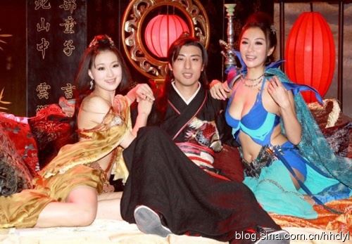 影视剧中10大波霸大玩裸身色诱销魂瞬间（组图）