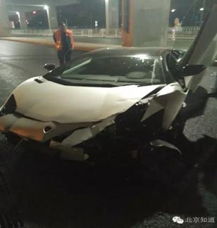 李易峰车祸只是脚底打滑那么简单?
