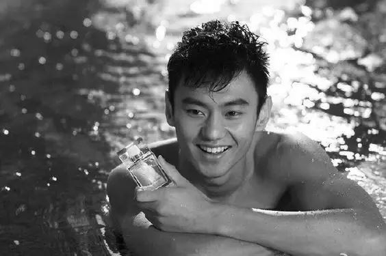 一切行业都在成为娱乐业，这就是我们的时代精神