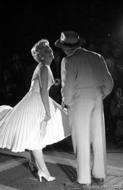 玛丽莲·梦露经典性感照怎样出炉