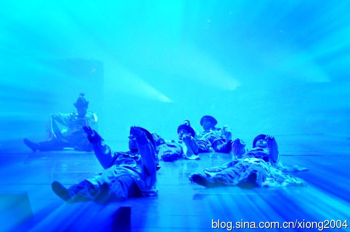 亲历见证湘西荒山野岭的赶尸场面(图)