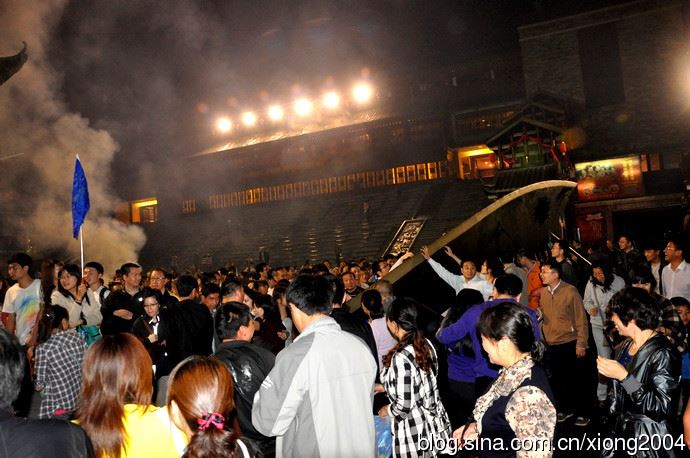 亲历见证湘西荒山野岭的赶尸场面(图)