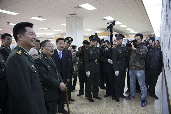 李铎7700多件书法作品捐赠军事博物馆