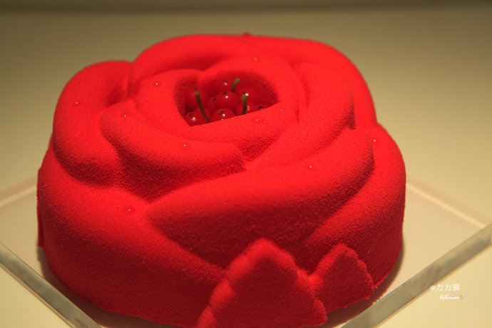 【北京】黑天鹅数千元的“贵族”蛋糕