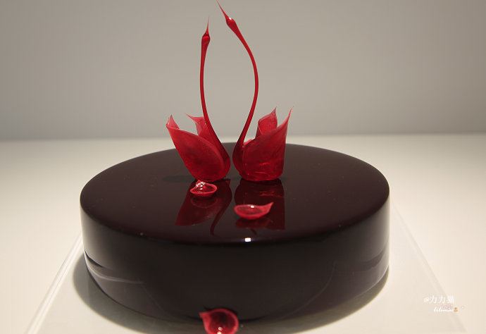 【北京】黑天鹅数千元的“贵族”蛋糕