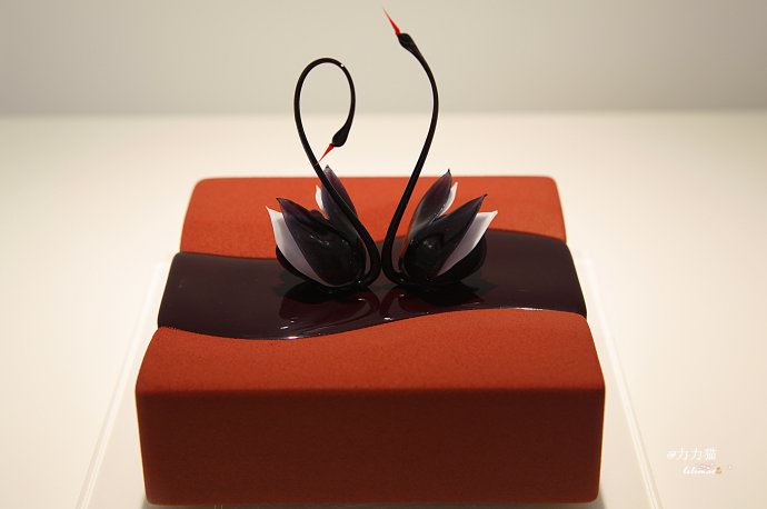 【北京】黑天鹅数千元的“贵族”蛋糕