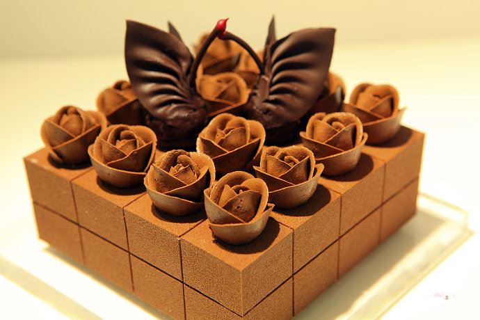 【北京】黑天鹅数千元的“贵族”蛋糕